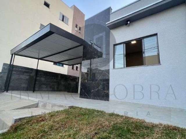 Casa com 3 quartos à venda na Rua João Orácio Filho, 230, Jardim Bandeirantes, Poços de Caldas, 112 m2 por R$ 490.000