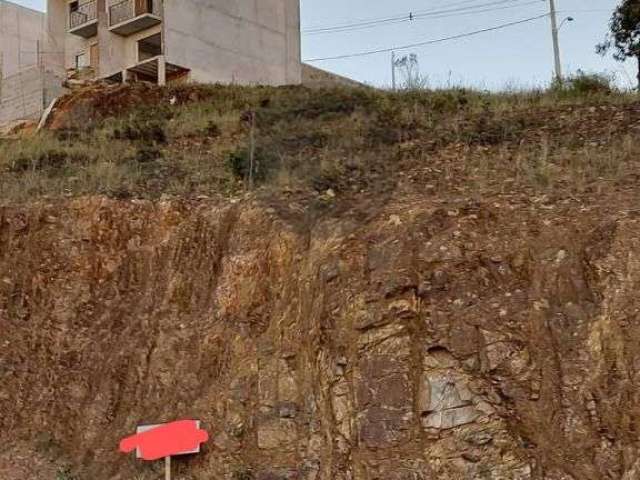 Terreno à venda na Rua Cinco, 05, Jardim Bandeirantes, Poços de Caldas por R$ 110.000