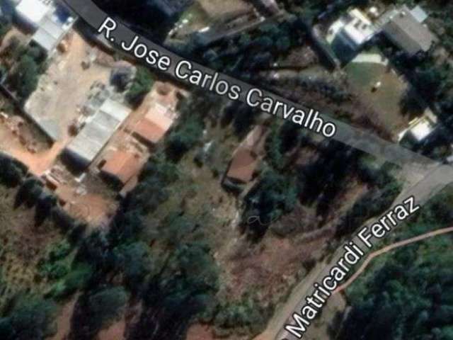 Terreno à venda na Rua Thereza Matricardi Ferraz, 720, Chácaras Poços de Caldas, Poços de Caldas por R$ 560.000