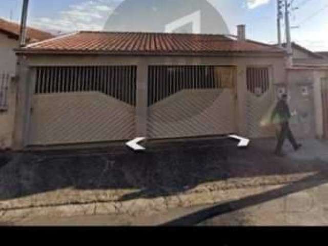 Casa com 3 quartos à venda na Rua Hortência Siqueira Villas Boas, 255, Jardim Aeroporto, Poços de Caldas, 110 m2 por R$ 350.000