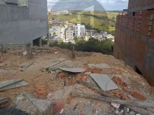 Terreno à venda na Rua Rogério Rocha de Oliveira, 530, Residencial Summer Ville, Poços de Caldas por R$ 250.000