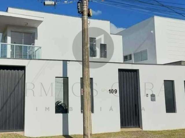 Casa com 3 quartos à venda na Rua Berlim, 109, Jardim Europa, Poços de Caldas, 370 m2 por R$ 1.600.000