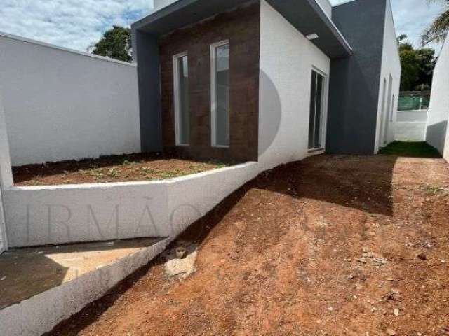 Casa com 2 quartos à venda na Rua Abílio de Oliveira Maia, 192, Chácaras Poços de Caldas, Poços de Caldas, 55 m2 por R$ 250.000