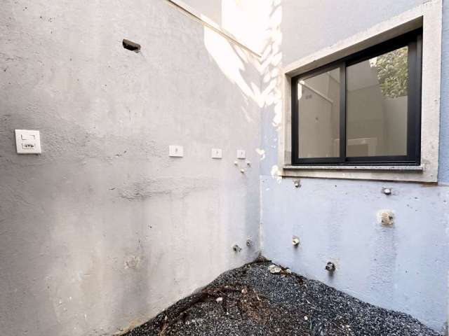 Sobrado com 3 quartos  à venda, 100.26 m2 por R$670000.00  - Xaxim - Curitiba/PR