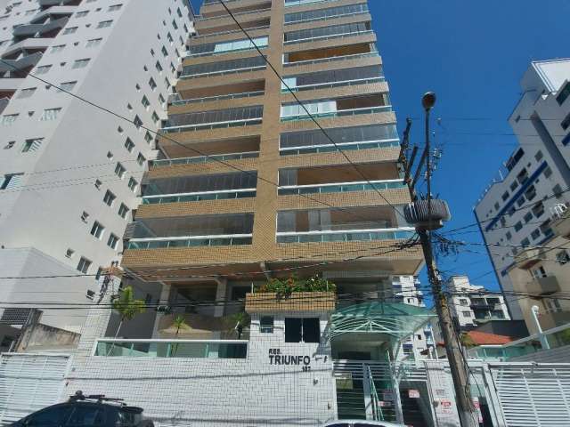 Excelente apartamento, bem localizado, perto da praia