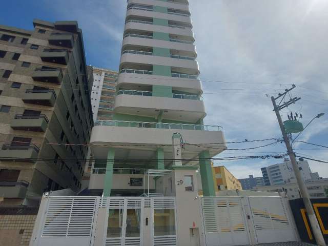 Excelente apartamento, bem localizado, perto da praia