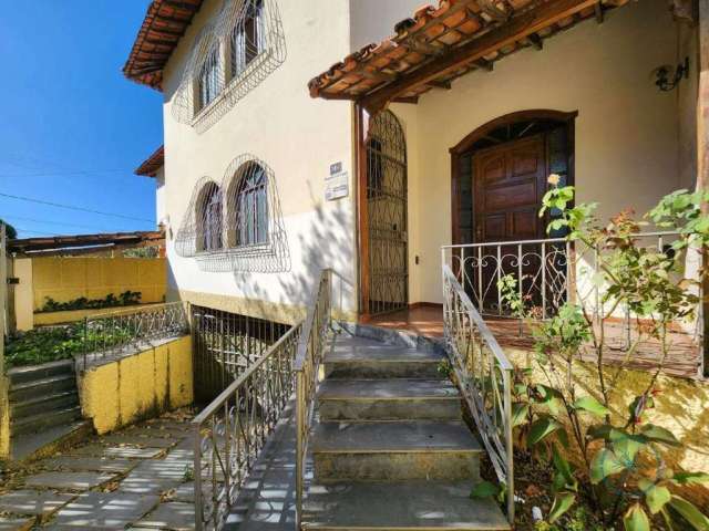 Casa Geminada Independente, 4 quartos, 3 vagas a à venda por 625.000,00, Itapoã, Belo Horizonte