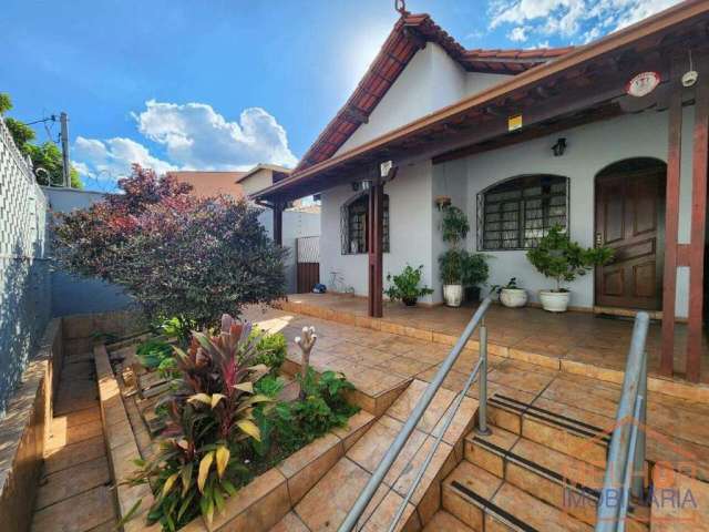 Casa, 3 quartos, 3 vagas a à venda por 890.000,00, São João Batista, Belo Horizonte