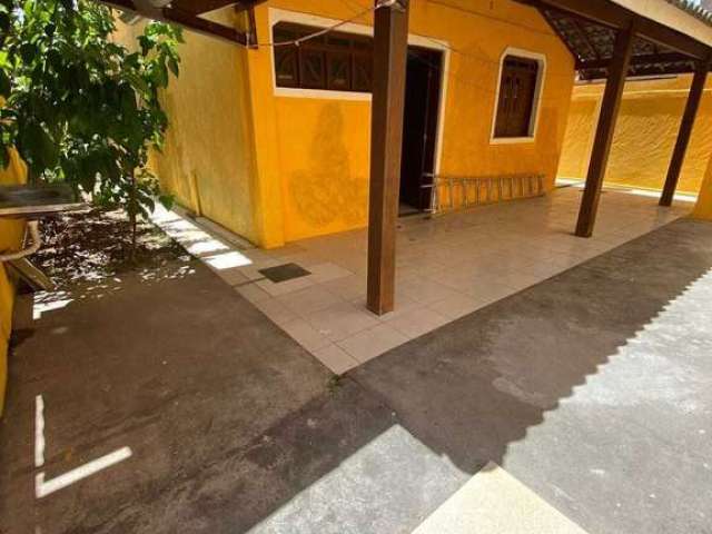 Abrantes Casa em Condomínio 4/4 2 suítes 170m²