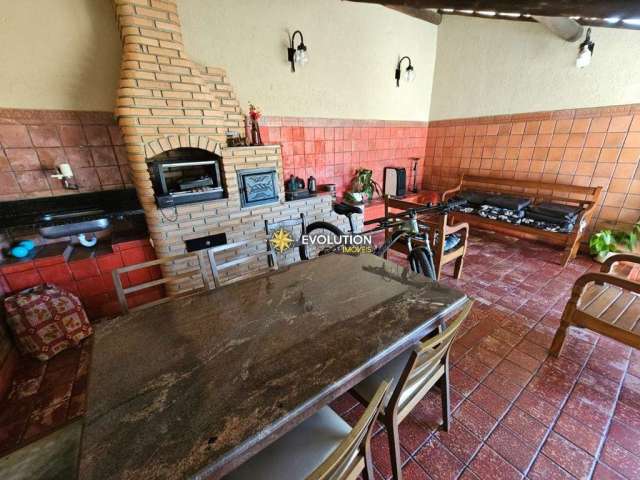 Casa com 3 quartos à venda na Rua Olavo Bilac, 1081, Santa Mônica, Belo Horizonte por R$ 700.000