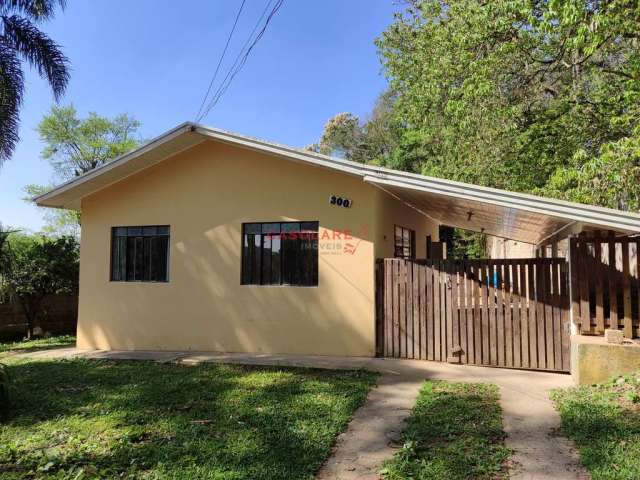 Casa com 2 quartos para alugar na Rua Antônio Wolpe, 300, Butiatuvinha, Curitiba por R$ 1.300