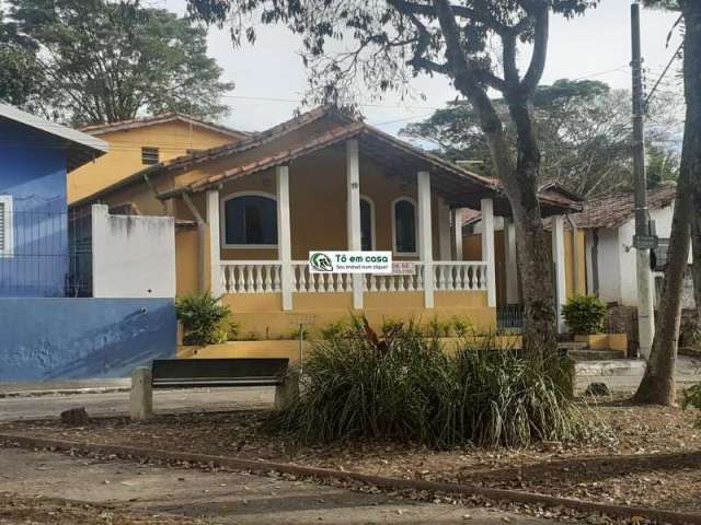 Casa com 3 quartos à venda no Bom Retiro, São José dos Campos , 280 m2 por R$ 635.000