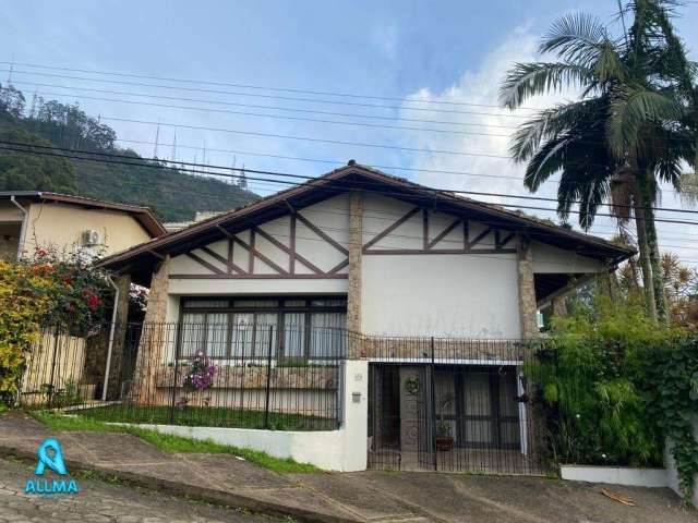 Casa com 5 quartos à venda na Rua Dr. Percy João de Borba, 454, Trindade, Florianópolis por R$ 2.500.000