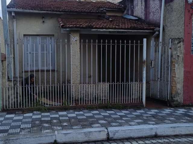 Terreno Centro de Jacareí (Casa P/ Demolir ou Reforma)