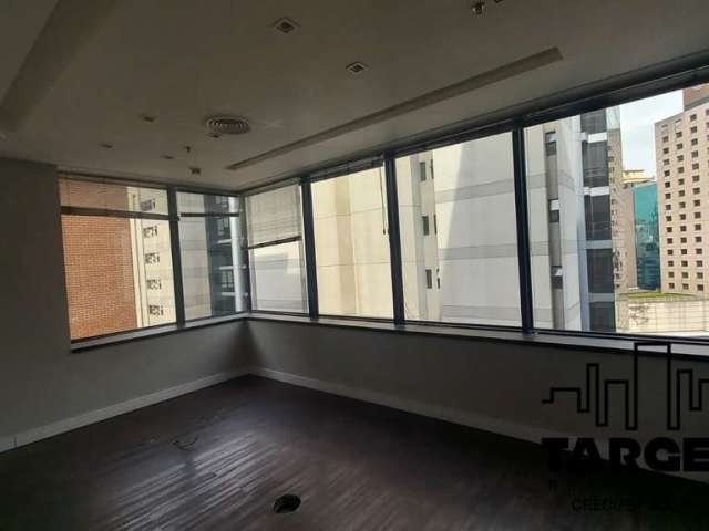 Conjunto Comercial/Sala para alugar, 369m² - Vila Olímpia