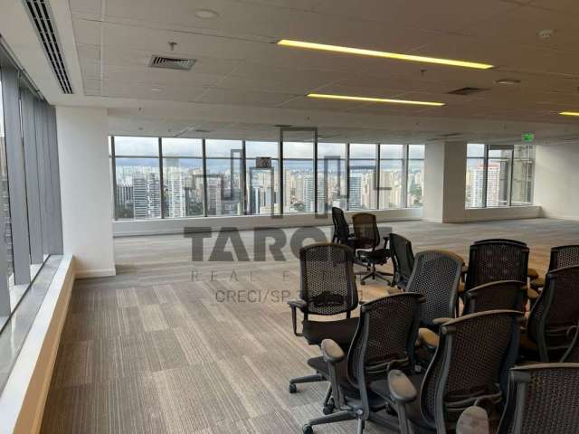 Alugue Conjunto Comercial na Chucri Zaidan de 928 m² em Excelente Prédio