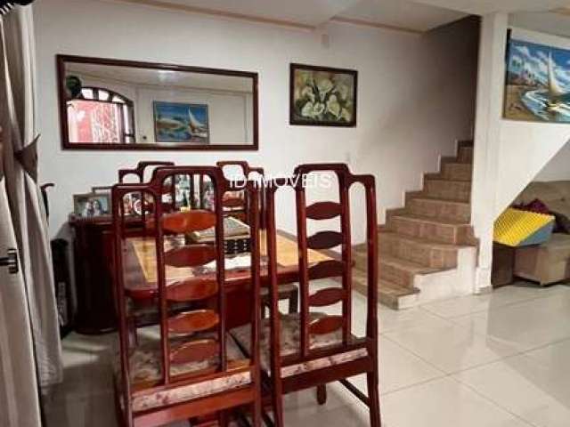 Casa com 3 quartos à venda na Rua Antônio Piantore, 241, Jardim São Guilherme, Sorocaba, 258 m2 por R$ 639.000