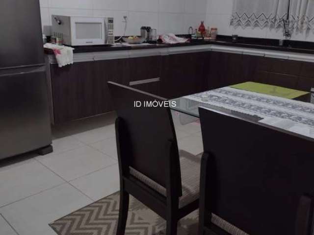 Casa com 2 quartos à venda na Rua Dirce Migliorini, 239, Jardim Nápoli, Sorocaba, 165 m2 por R$ 297.000