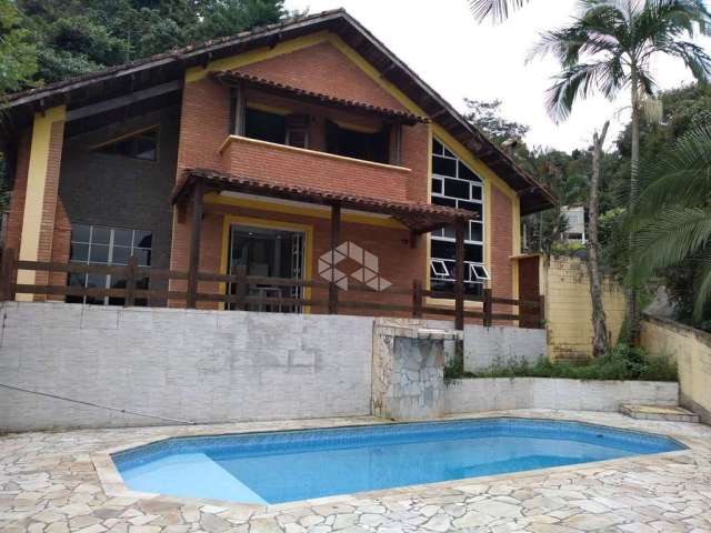 Casa com 3 dormitórios à venda, 198 m² por R$ 850.000 - Cabreúva - Mairiporã/SP