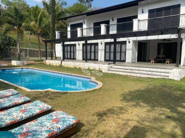 Casa com 4 quartos, 562 m², à venda por R$ 4.800.000 - Campos de Mairiporã - Mairiporã/SP