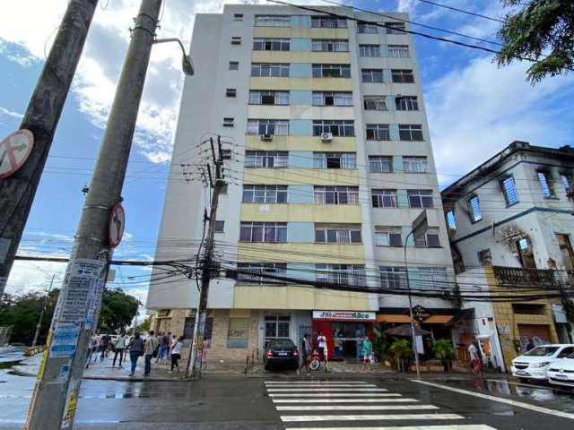 Apartamento a venda com bela vista 03 quartos, 01 Suite, 03 Banheiros poente em Salvador-Ba