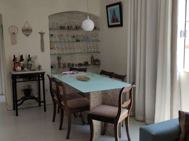 Vendo Apartamento Térreo, Nascente, 2 Quartos, 2 Banheiros em Salvador-Ba