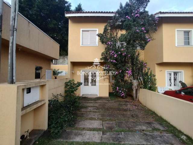 Imperdível! Casa à venda em Cotia-SP, bairro Chácara Canta Galo, 2 quartos, 1 suíte, 2 salas, 1 vaga, 125,40 m².