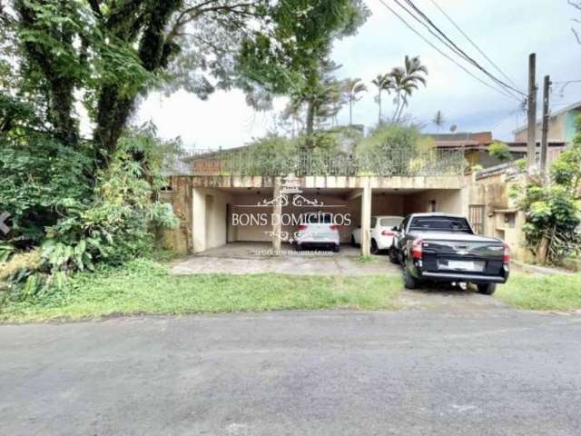 Oportunidade mesmo!! Casa com grande potencial na granja, terreno 1.000m2 por apenas R$ 1.090.000,00