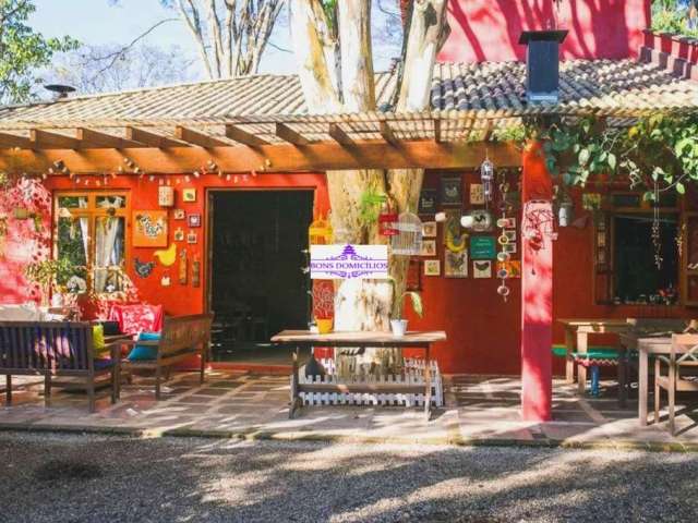 Casa muito estilo e charme  no fazendinha da granja viana