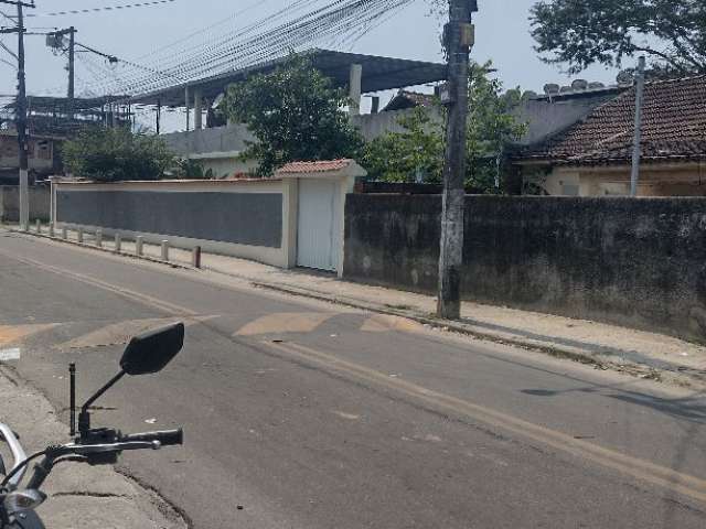 Terrenos em Piabetá, próximo ao centro.