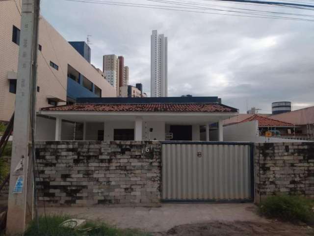 Casa Usada para Venda em João Pessoa, Aeroclube, 3 dormitórios, 1 suíte, 1 banheiro, 2 vagas