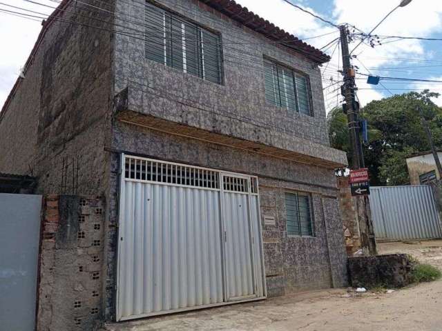 Casa duplex com 3 quartos sendo 2 suítes, na Tabajara