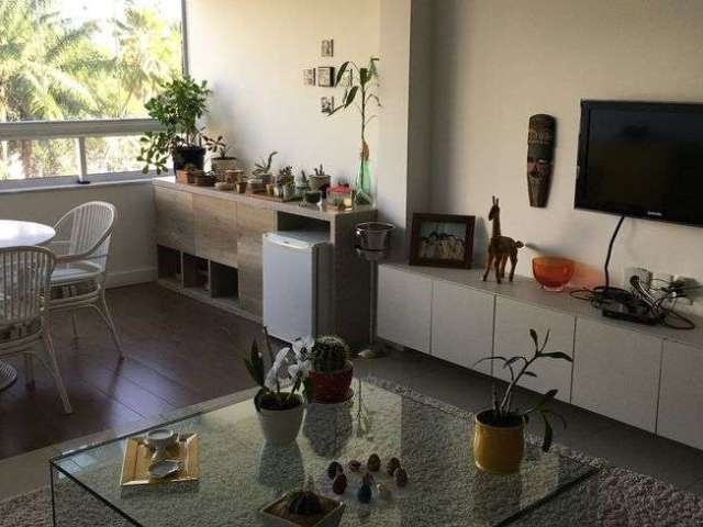 Excelente apartamento com 4 suítes e muito bem localizado no Monteiro.