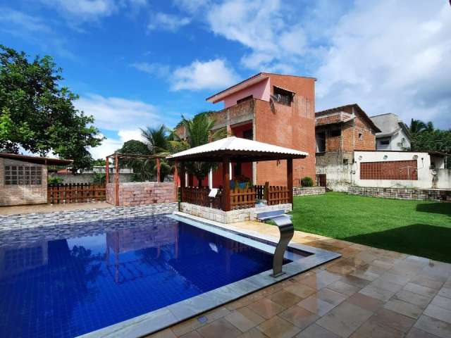 Casa com 4 suítes á venda  em Porto de Galinhas.