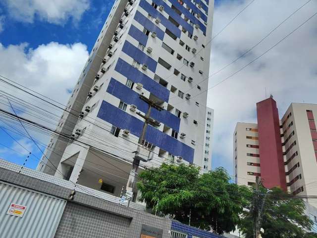 Apartamento à venda com 3 quartos sendo 1 suíte, no prado.