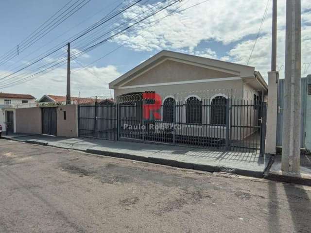 Casa 3 dormitórios para Venda em São Carlos, Jardim Tangará, 3 dormitórios, 1 suíte, 3 banheiros, 1 vaga