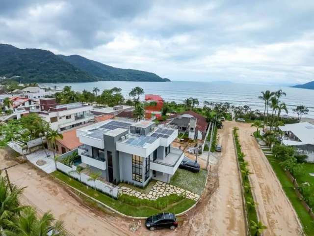 Casa em Condomínio Mobiliada para Venda em Ubatuba, Lagoinha, 5 dormitórios, 5 suítes, 7 banheiros, 3 vagas