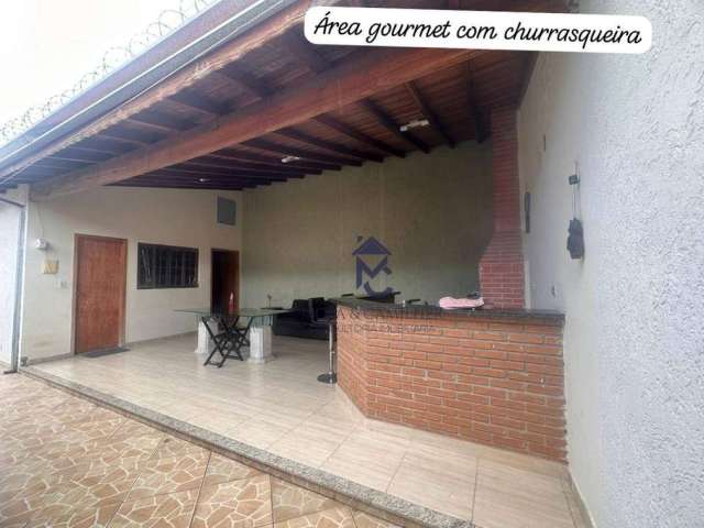 Casa com 3 dormitórios à venda, 172 m² por R$ 450.000 - Vila Rezende - Taubaté/SP