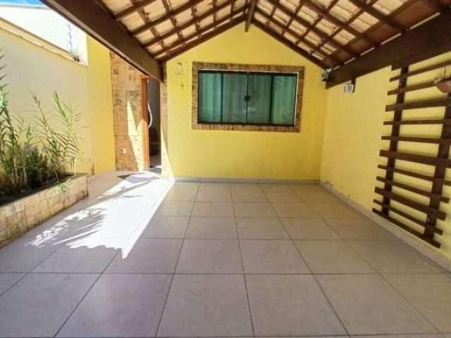 Casa com 3 dormitórios à venda, 89 m² por R$ 380.000 - Estiva - Taubaté/SP