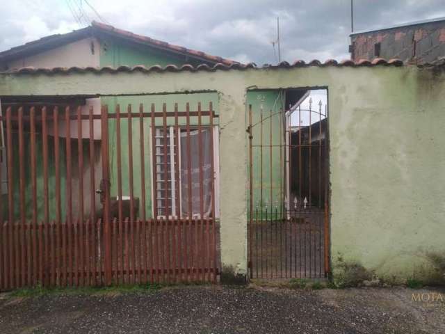 Casa à Venda em Mantiqueira, Pindamonhangaba - SP