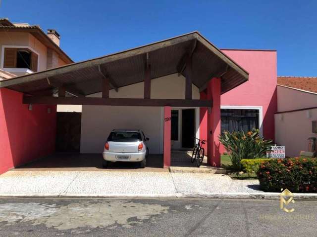 Casa à Venda em Vila Jaboticabeira, Taubaté - SP