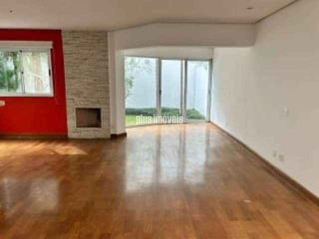 Casa em Condomínio, Jardim Panorama/Morumbi, Ótima Localização. 230 m², 3 Suítes por R$1.700.000,00