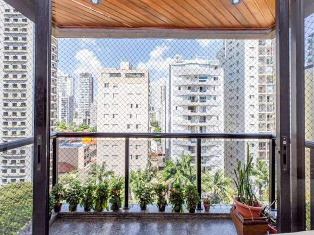 Apartamento 3 Quartos 1 Suite 2 Vagas e Deposito na Vila Olimpia