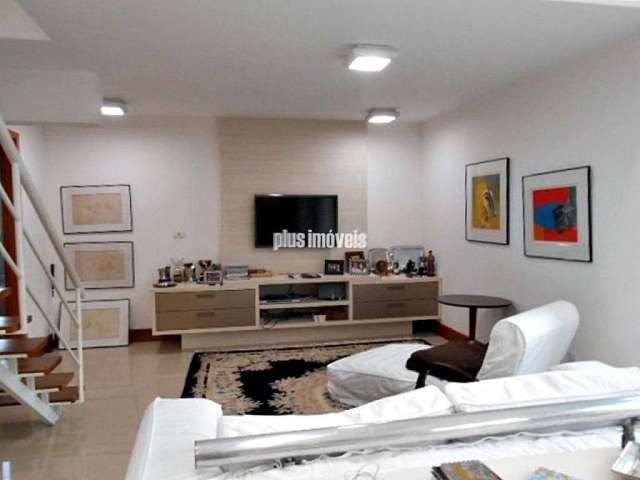 Apartamento duplo ( 02 em 01 ) tipo loft c/ 02 stes, sala p/02 ambs c/varanda, coz.gourmet, 04 vagas