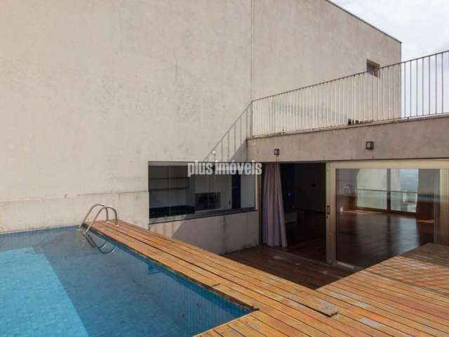 Cobertura duplex  com 326,0m²  3 suítes - 6 gar - piscina