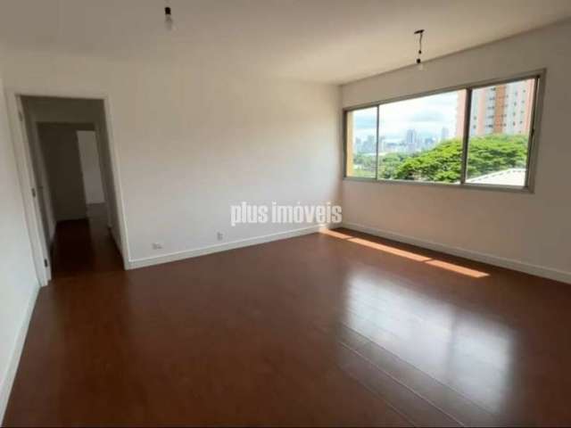 Apartamento reformado com 85,47m² na Vila Olímpia