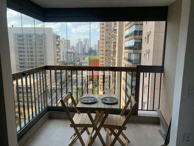 Apartamento na Rua Eleutério, 25 mts , Brooklin