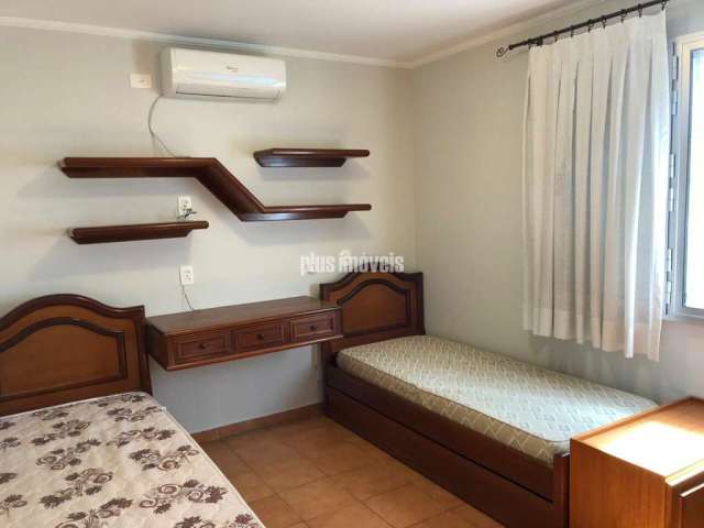 .Apartamento 72 m2 , Vila clementino ,2 Dormitórios , 2 vagas de garagem ,px  do metro santa cruz