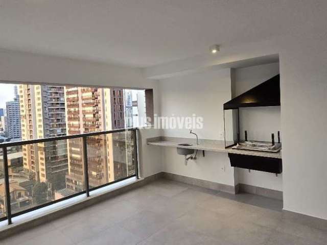 Apartamento á venda na Chácara Santo Antônio com 157m²