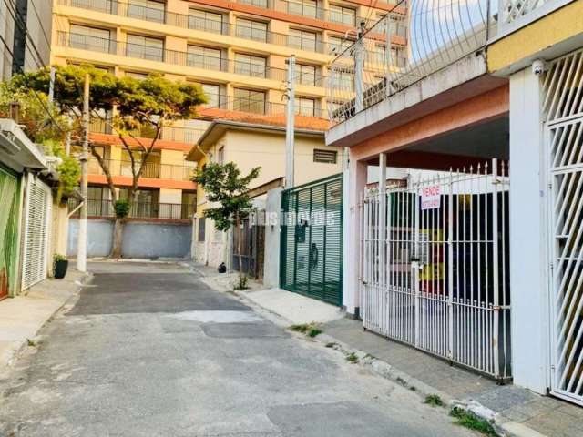 Casa com 3 Quartos e 2 banheiros à Venda, PINHEIROS